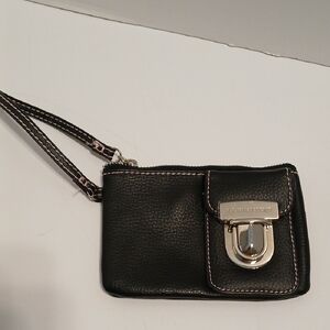 ⭐VICTORIAS SECRET Black Wristlet with Silver Accent